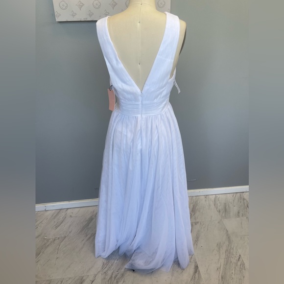 Fame and Partners-white v-neck mesh - Picture 3 of 5